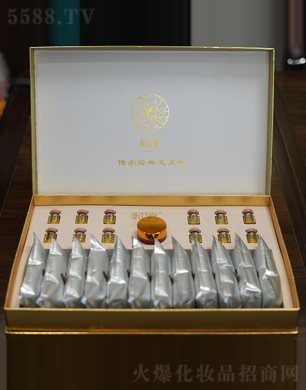 ���ϰ��ƾ��B(y��ng)���Ƽ����޹�˾��꿰����β��B(y��ng)�o(h��)��