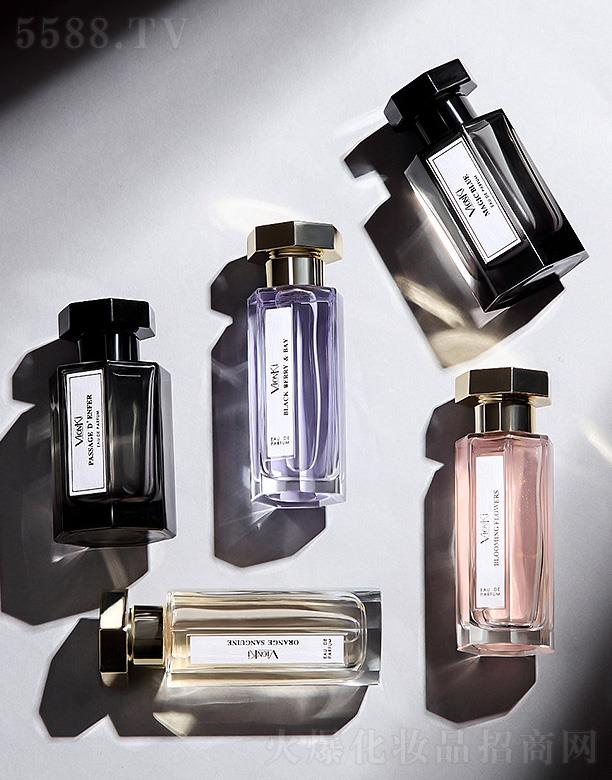 ��z��Ůʿ��ˮ