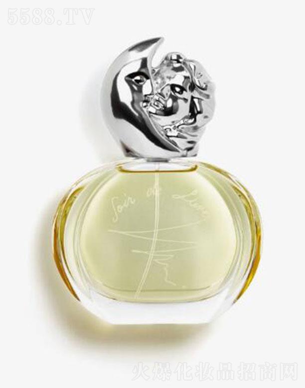 ϣ˼�辉����ˮ30ml���@Ů�Ը�������