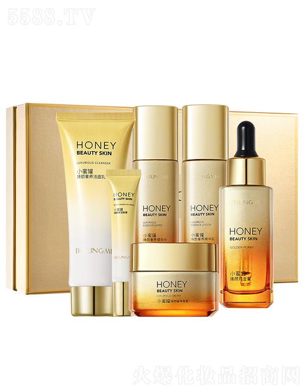 ؐ����С�۹�������B(y��ng)�׺� �̝���ˬ�����׺п������o(h��)�wƷ�沿���b