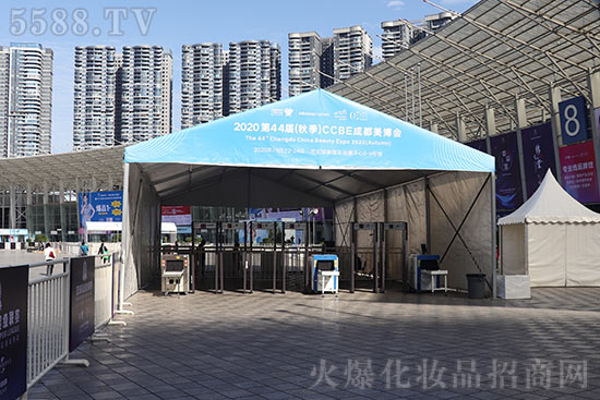 成都美業(yè)博覽會即將開幕,搶先看部分企業(yè)布展情況 成都美業(yè)博覽會即將開幕,搶先看部分企業(yè)布展情況