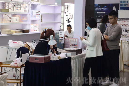 成都美業(yè)博覽會即將開幕,搶先看部分企業(yè)布展情況 成都美業(yè)博覽會即將開幕,搶先看部分企業(yè)布展情況