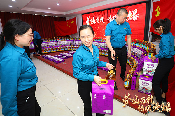 �ڄ��жY����ů�����𱬾W��T��������һ�ڄӹ�(ji��)����