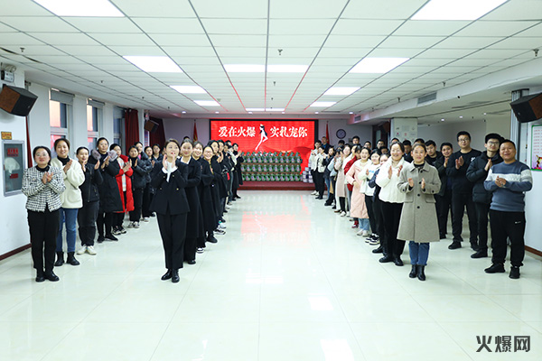 �펽�`���A������(m��ng)�»����𱬾W(w��ng)��T���l(f��)��Ů��(ji��)�YƷ��